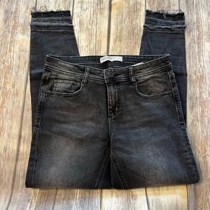 Zara Basic Denim Size 4 Skinny Black Grey Distressed Hem